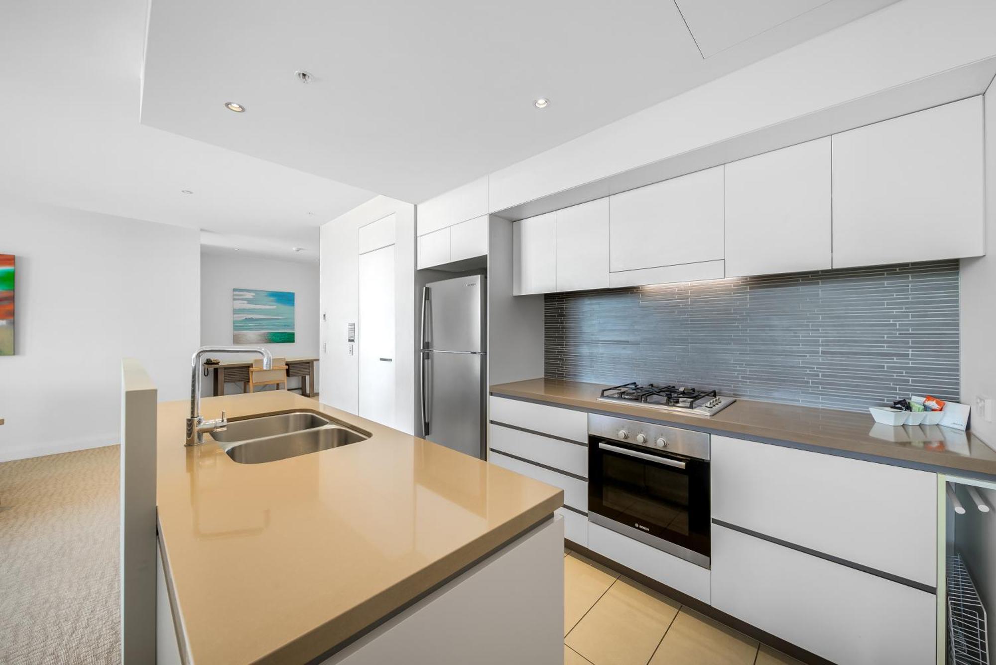 Oaks Redcliffe Mon Komo Suites エクステリア 写真