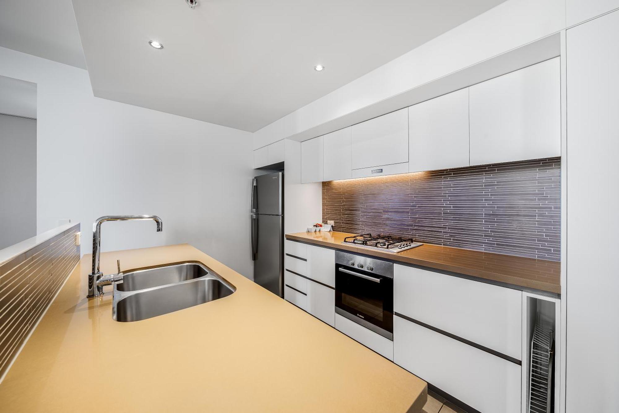 Oaks Redcliffe Mon Komo Suites エクステリア 写真