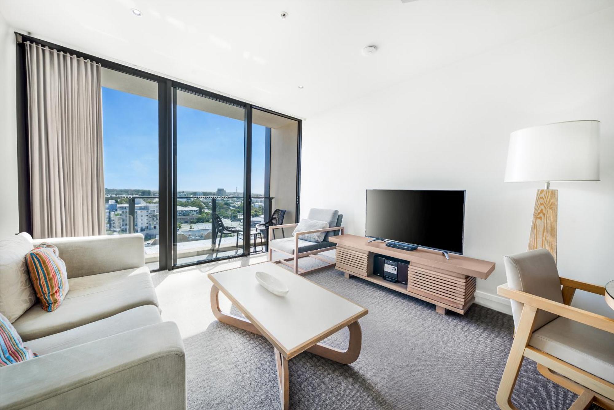 Oaks Redcliffe Mon Komo Suites エクステリア 写真