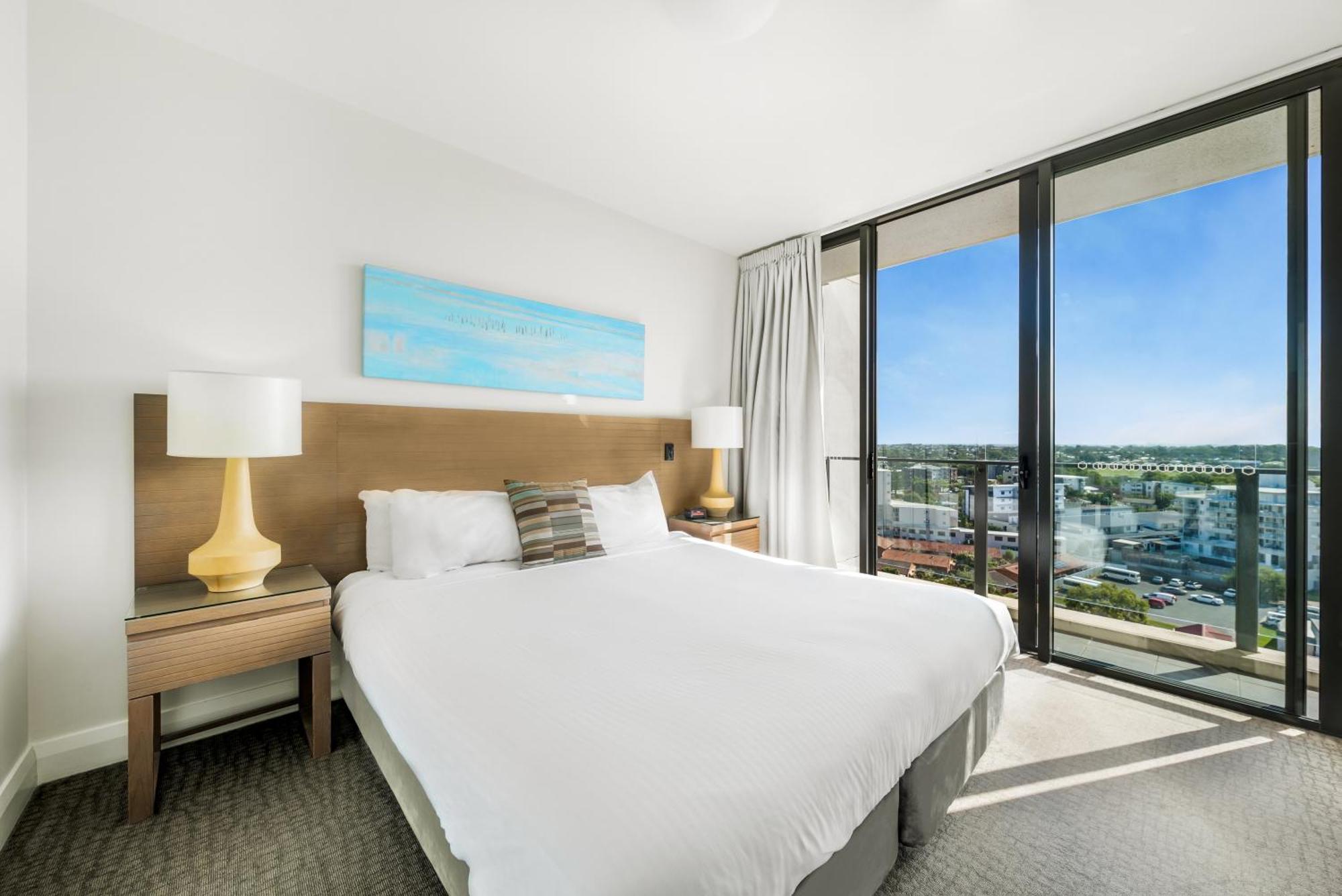 Oaks Redcliffe Mon Komo Suites エクステリア 写真